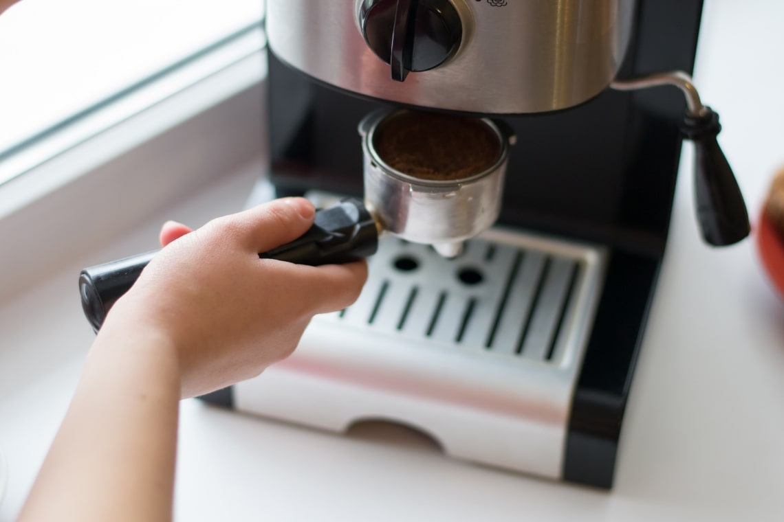 Decalcificazione macchina del caffè: come farla nel modo giusto